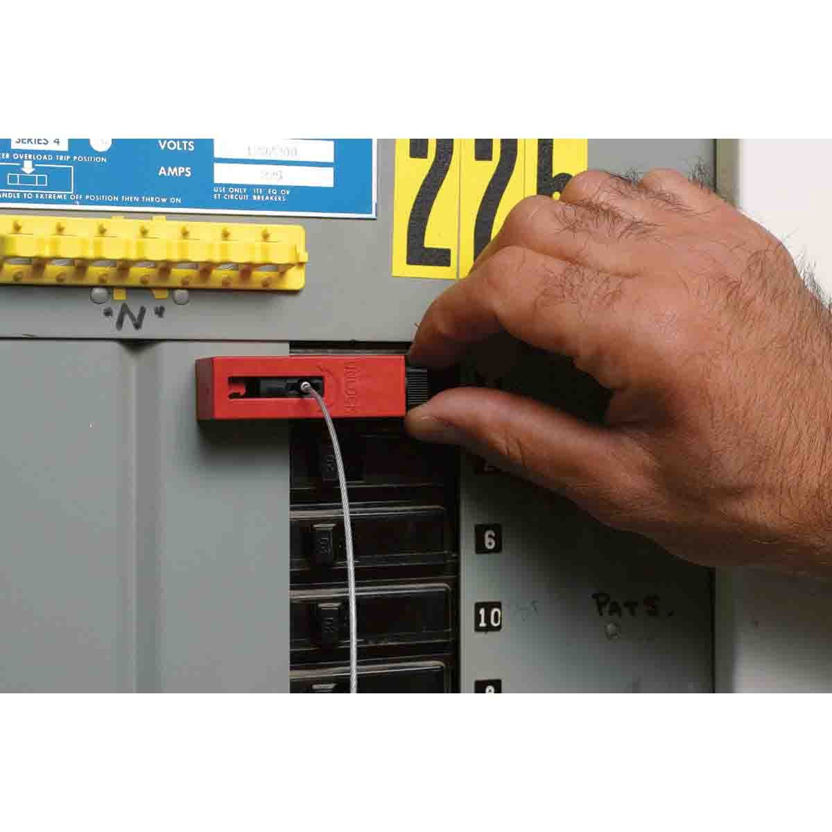 Блокираторы для выключателей EZ Panel Loc Clamp-On Brady блокиратор,длина троса может использоваться совместно с дополнительным самоклеящимся держателем,в упаковке, 0.61 м, 6 шт - 1